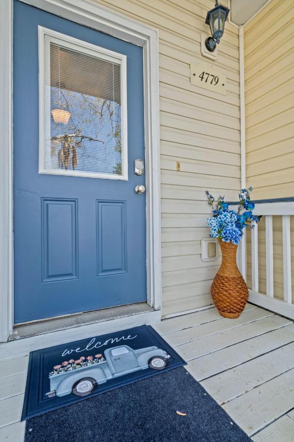 ☆Live On The Water! Lake Palmetto Palm W/ Patio - 10Min To Downtown & Beaches☆ Чарльстон Экстерьер фото